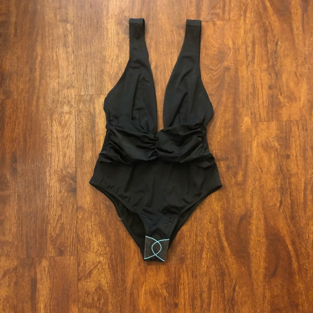 Asos black womens one piece swimsuit size 6
